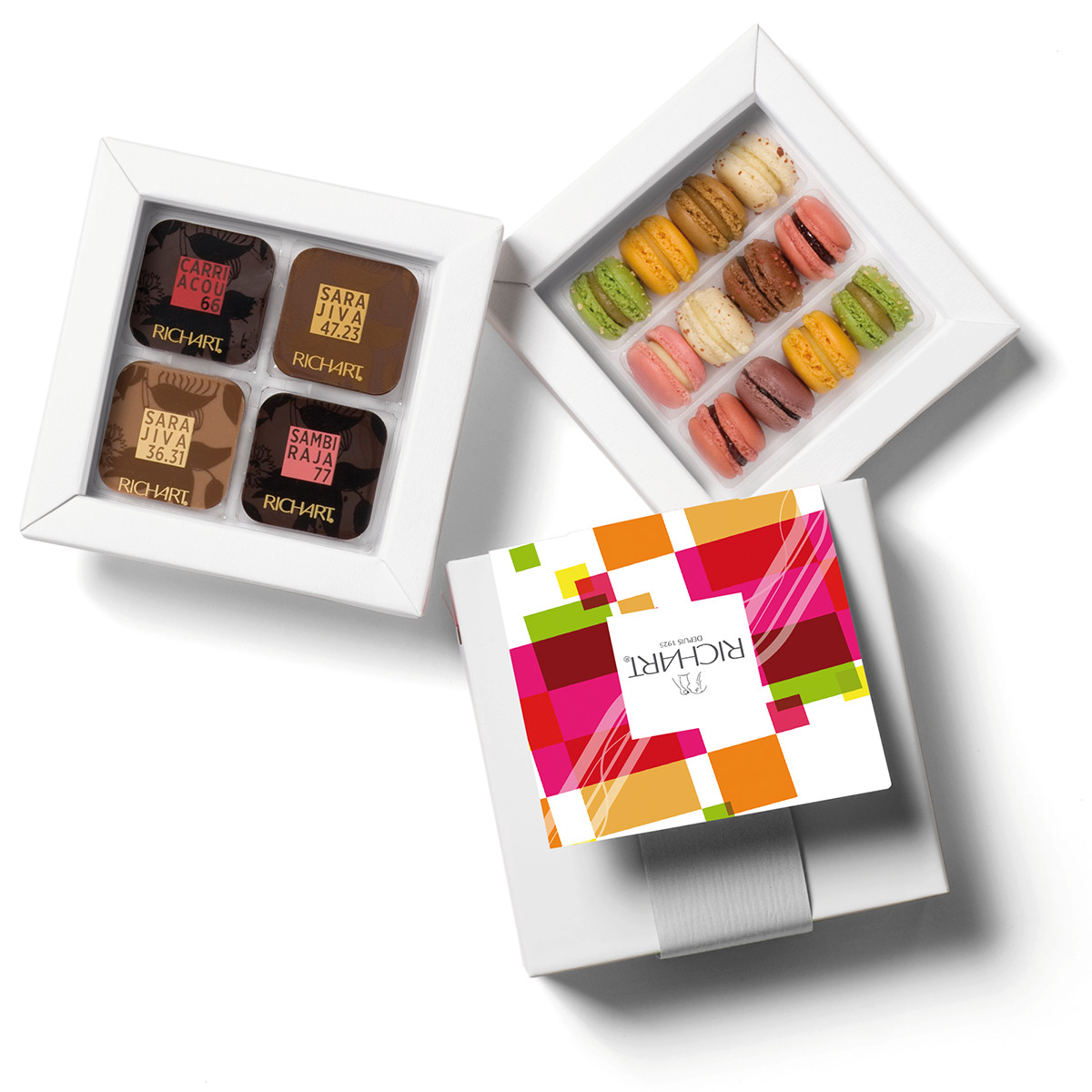 Sottili quadrotti di cioccolato e mini-macaron - Douce évasion